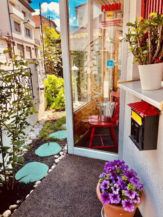 Halvat Guesthouse サラエヴォ エクステリア 写真