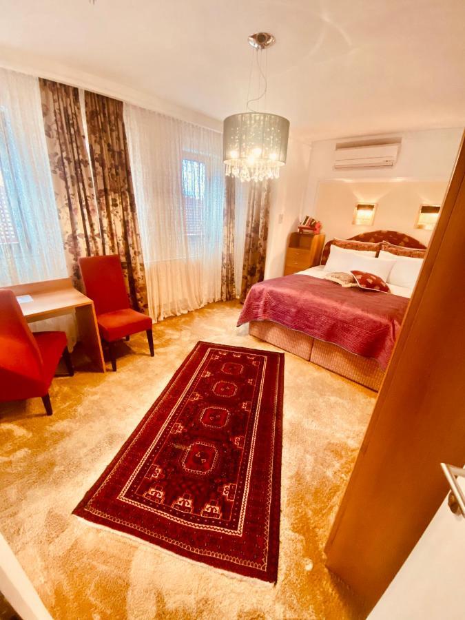 Halvat Guesthouse サラエヴォ エクステリア 写真