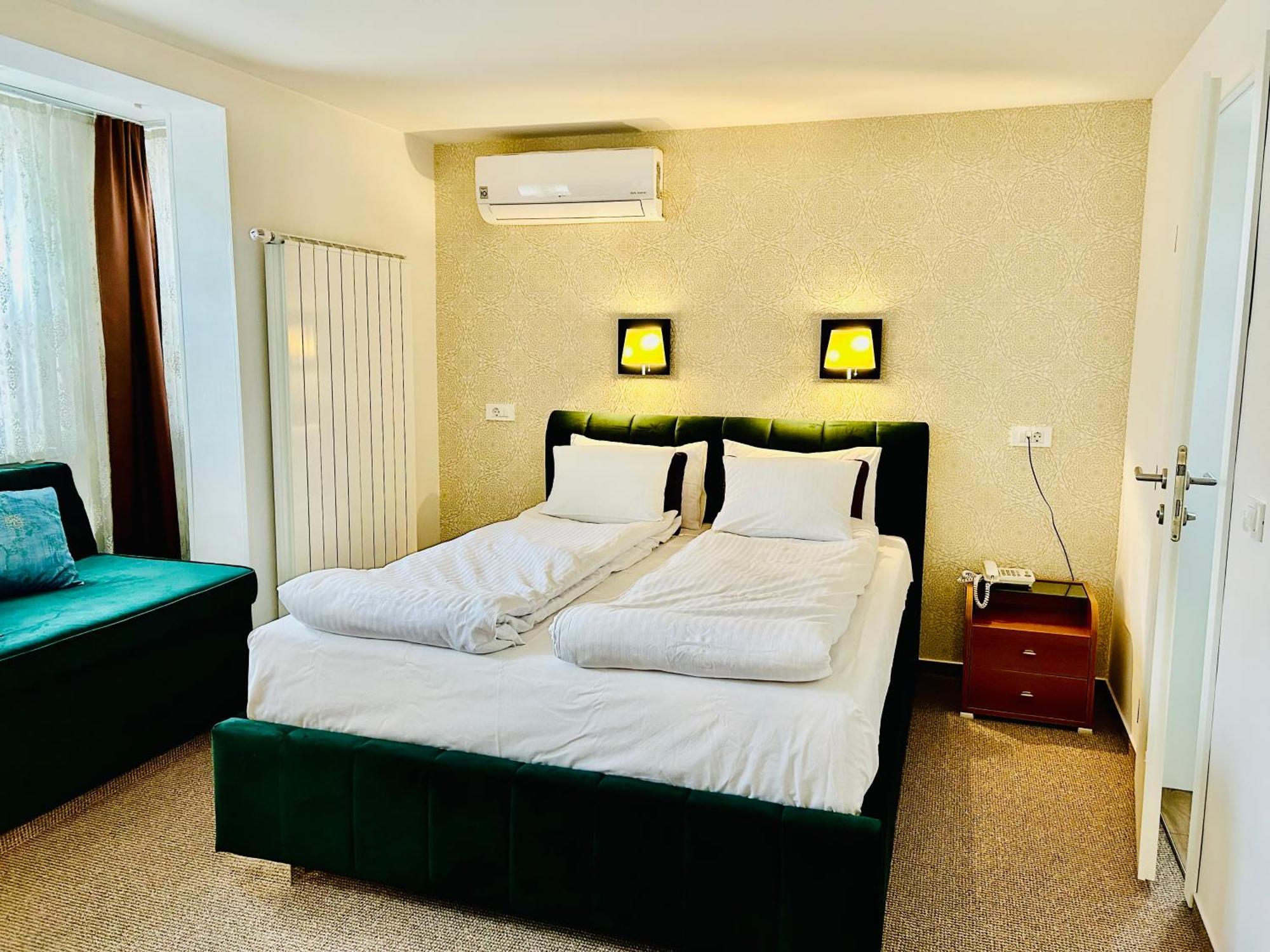 Halvat Guesthouse サラエヴォ エクステリア 写真